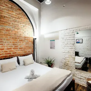 International Travellers' By Ith Hostel